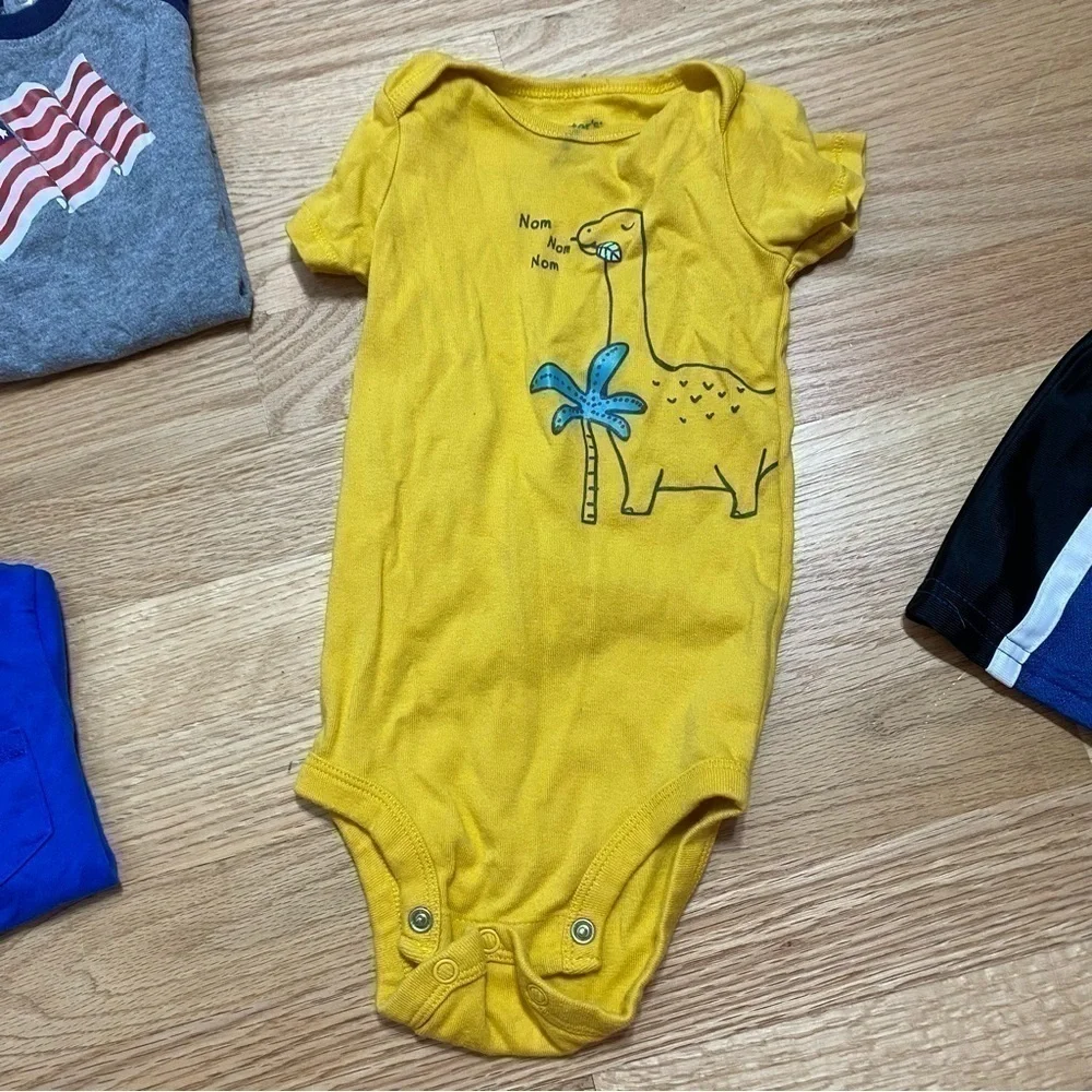 12 mos Boys Short Sleeve Shirt Bundle Carter’s Dinosaur Flag Jersey Stripe Truck